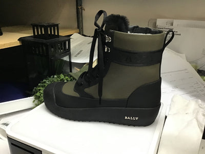 Bally Shoes - Calf Rubber Coated Boots - Black and Navy Green - 6234586