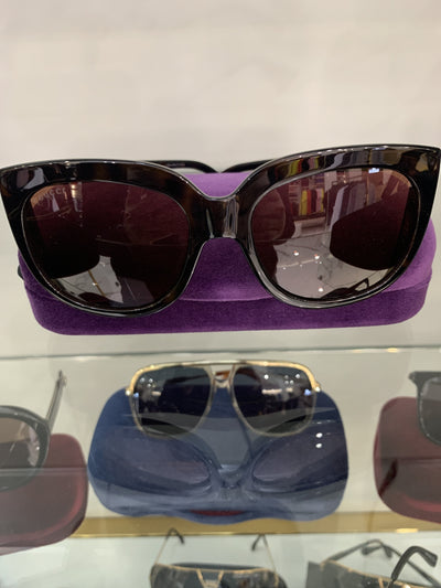 Gucci Sunglasses - GG0468S 002