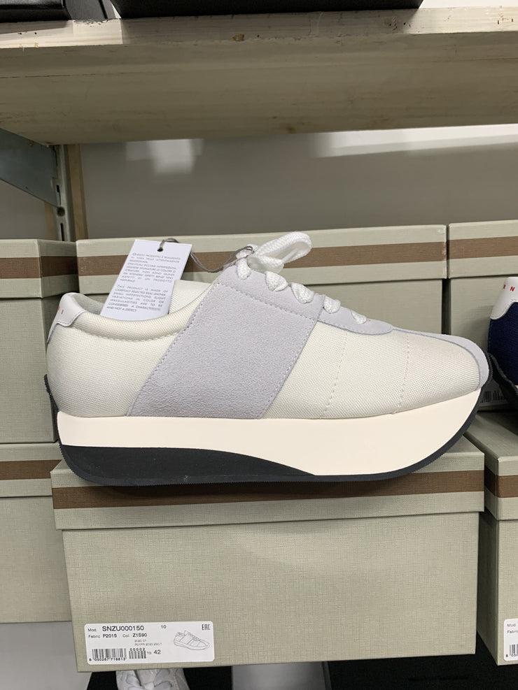Marni Shoes - White - SNZU000150